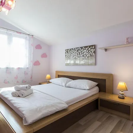 Ivan07 Spacious 3br With Terrace Lejlighed Zadar