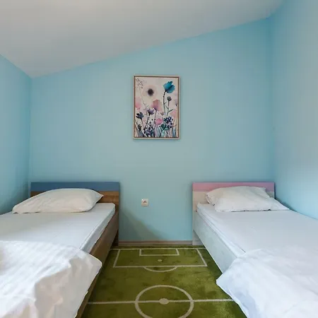 Ivan07 Spacious 3br With Terrace Lejlighed