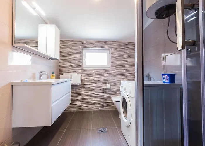 Ivan07 Spacious 3br With Terrace 公寓 扎达尔