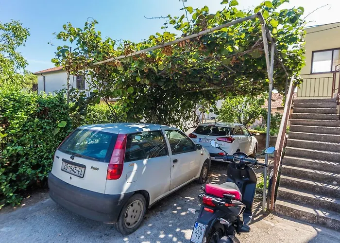 Ivan07 Spacious 3br With Terrace *