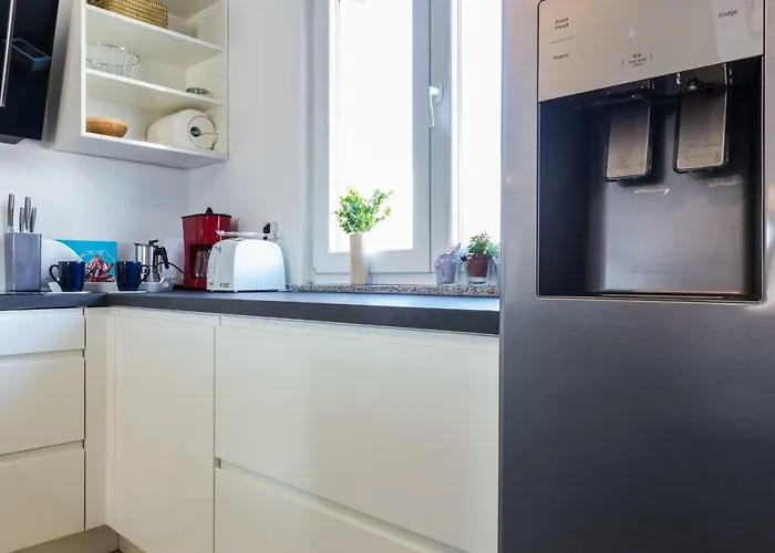 아파트 Ivan07 Spacious 3br With Terrace 자다르