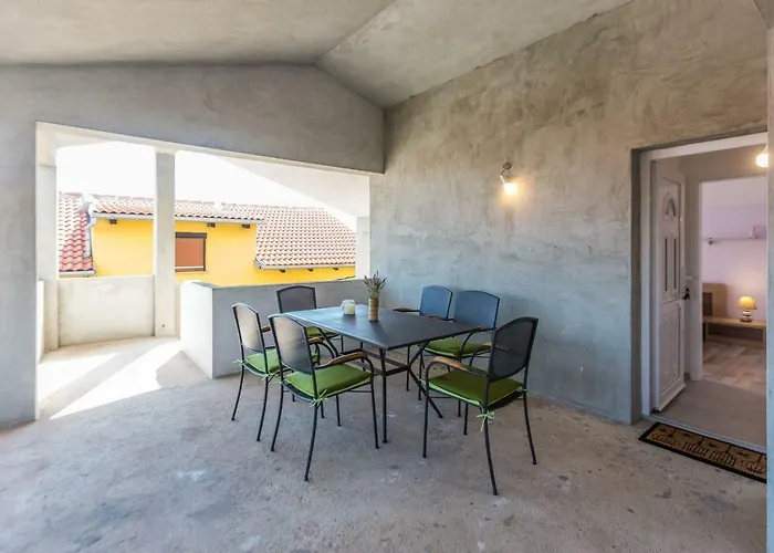 Ivan07 Spacious 3br With Terrace * Zadar